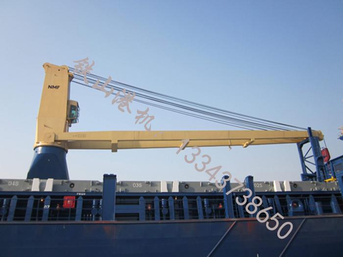 遼寧大連甲板起重機(jī)廠(chǎng)家設(shè)備節(jié)能省油機(jī)型，性能穩(wěn)定